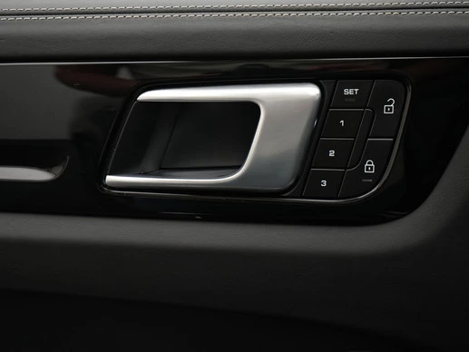 Porsche Cayenne - Afbeelding 17 van 30