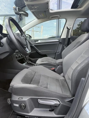 Volkswagen Golf - Afbeelding 13 van 30
