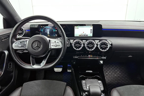 Mercedes-Benz CLA - Afbeelding 2 van 30