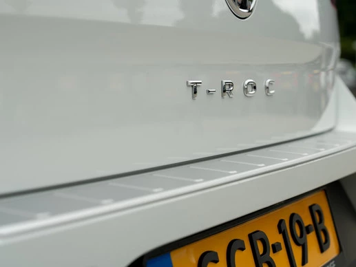 Volkswagen T-Roc - Afbeelding 22 van 30