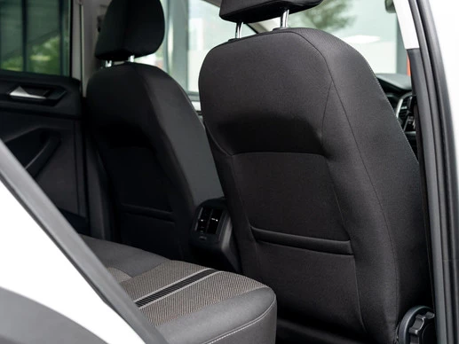 Volkswagen T-Roc - Afbeelding 28 van 30