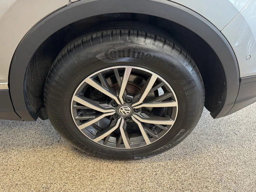Volkswagen Tiguan - Afbeelding 9 van 19