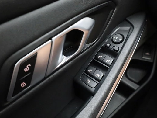 BMW 3 Serie - Afbeelding 16 van 30