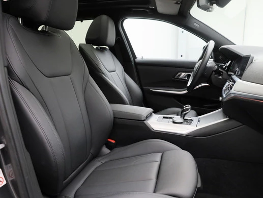 BMW 3 Serie - Afbeelding 21 van 30