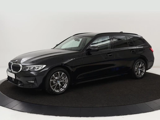 BMW 3 Serie - Afbeelding 1 van 30