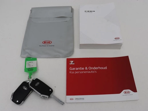 Kia Ceed - Afbeelding 12 van 30