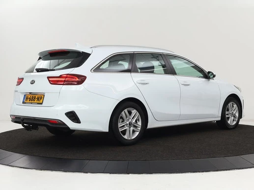 Kia Ceed - Afbeelding 28 van 30