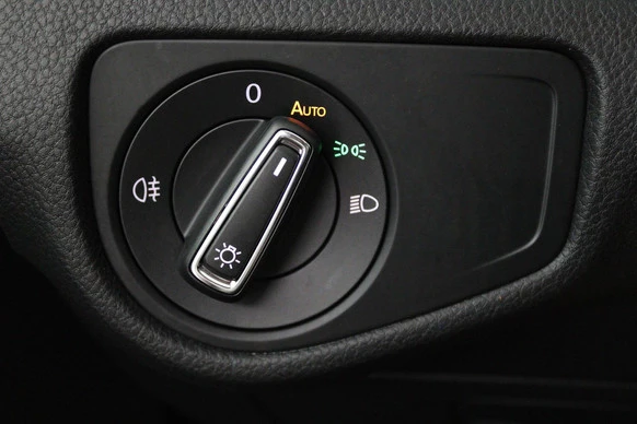 Volkswagen Golf - Afbeelding 10 van 23
