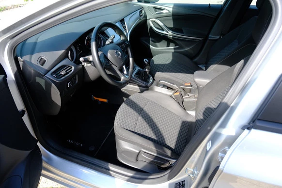 Opel Astra - Afbeelding 2 van 30
