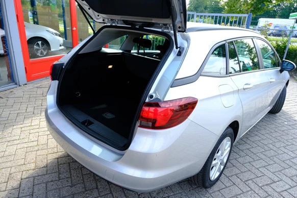 Opel Astra - Afbeelding 9 van 30
