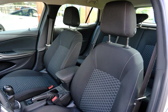 Opel Astra - Afbeelding 22 van 30