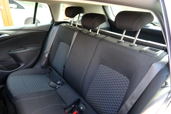 Opel Astra - Afbeelding 23 van 30