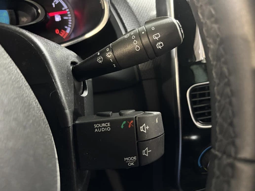 Renault Clio - Afbeelding 25 van 30