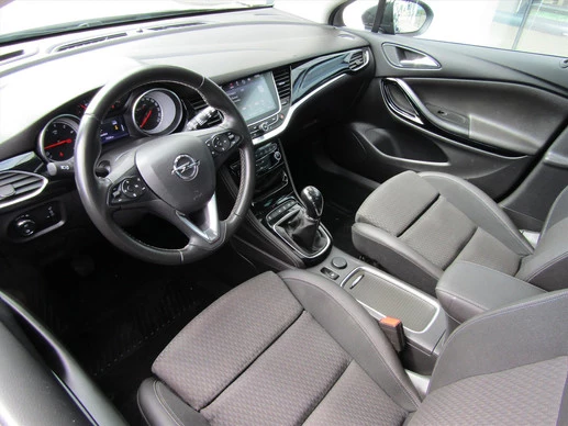 Opel Astra - Afbeelding 2 van 24