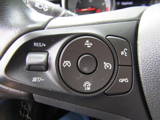Opel Astra - Afbeelding 14 van 24