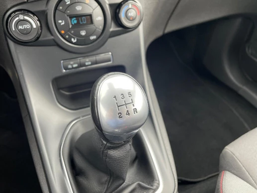Ford Fiesta - Afbeelding 24 van 30