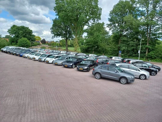 Volkswagen Tiguan - Afbeelding 13 van 14