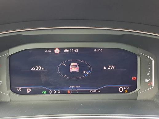 Volkswagen Tiguan - Afbeelding 12 van 30