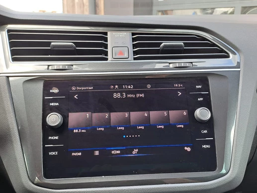 Volkswagen Tiguan - Afbeelding 18 van 30