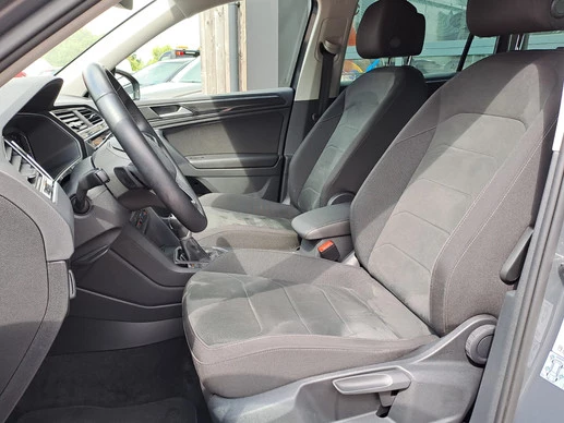 Volkswagen Tiguan - Afbeelding 29 van 30