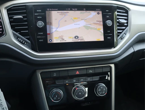 Volkswagen T-Roc - Afbeelding 18 van 30