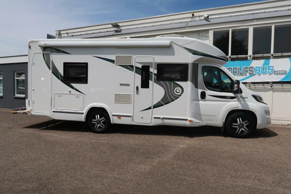 Chausson 757 SPECIAL EDITION | KEURIGE STAAT | 2X ZONNEPANEEL | 150PK - Afbeelding 2 van 29