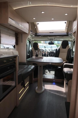 Chausson 757 SPECIAL EDITION | KEURIGE STAAT | 2X ZONNEPANEEL | 150PK - Afbeelding 4 van 29