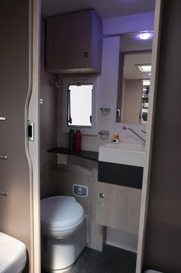 Chausson 757 SPECIAL EDITION | KEURIGE STAAT | 2X ZONNEPANEEL | 150PK - Afbeelding 15 van 29