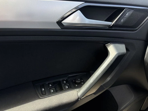 Volkswagen Tiguan - Afbeelding 14 van 30