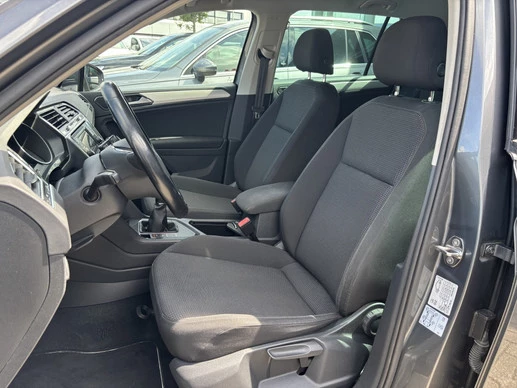 Volkswagen Tiguan - Afbeelding 16 van 30