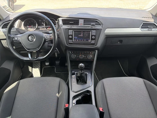 Volkswagen Tiguan - Afbeelding 21 van 30