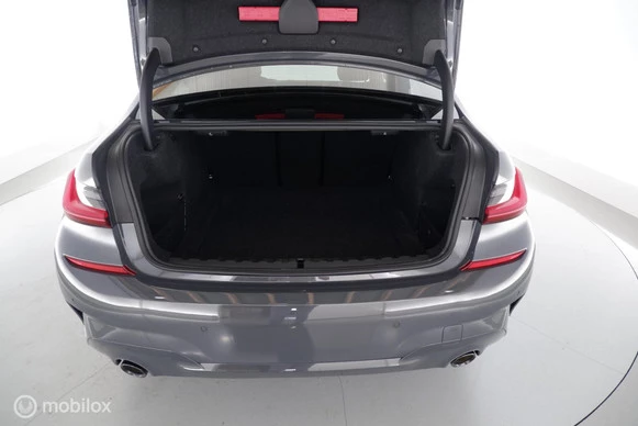 BMW 3 Serie - Afbeelding 17 van 30
