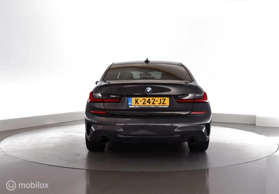 BMW 3 Serie - Afbeelding 21 van 30