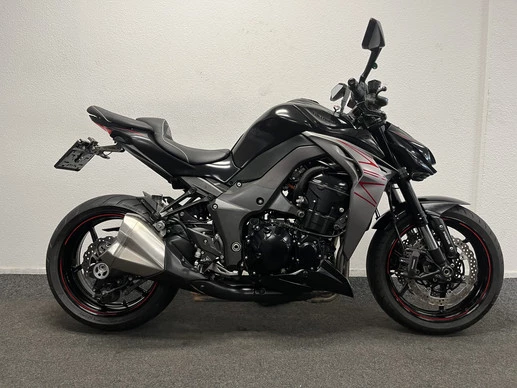 Kawasaki Z1000 - Afbeelding 1 van 22