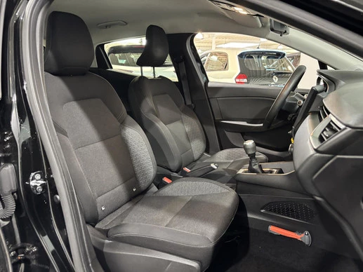 Renault Clio - Afbeelding 17 van 30