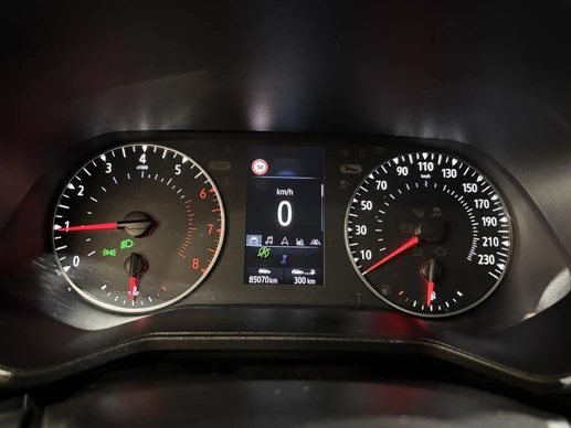 Renault Clio - Afbeelding 21 van 30