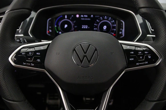 Volkswagen Tiguan - Afbeelding 19 van 30