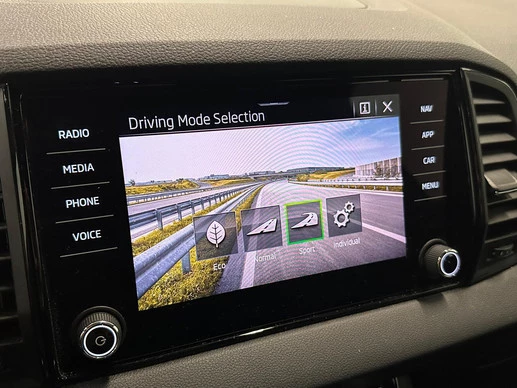 Škoda Karoq - Afbeelding 25 van 30