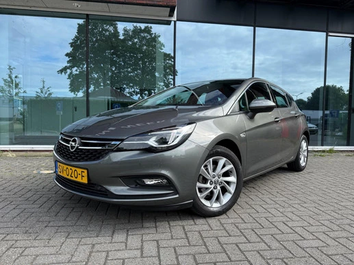 Opel Astra - Afbeelding 1 van 30