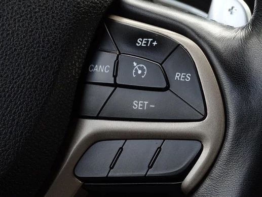 Jeep Grand Cherokee - Afbeelding 29 van 30