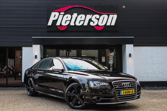 Audi S8 - Afbeelding 1 van 24