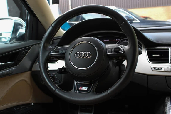 Audi S8 - Afbeelding 15 van 24