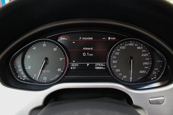 Audi S8 - Afbeelding 18 van 24
