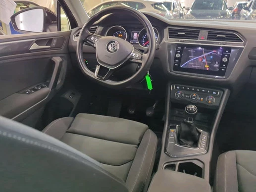 Volkswagen Tiguan - Afbeelding 2 van 11