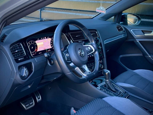 Volkswagen Golf - Afbeelding 8 van 30
