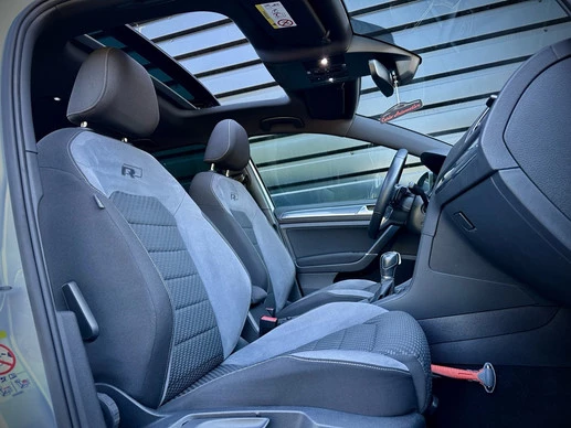 Volkswagen Golf - Afbeelding 18 van 30