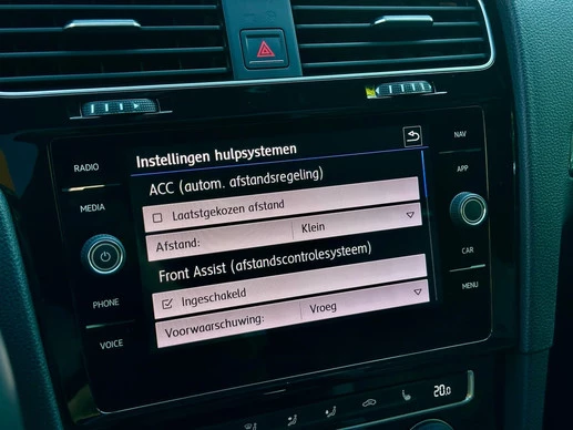 Volkswagen Golf - Afbeelding 27 van 30