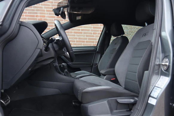 Volkswagen Golf - Afbeelding 17 van 30