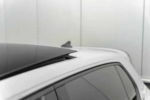 Volkswagen Golf - Afbeelding 16 van 30