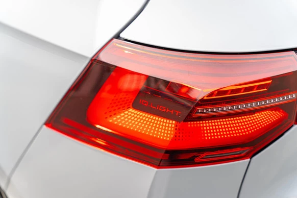 Volkswagen Golf - Afbeelding 24 van 30